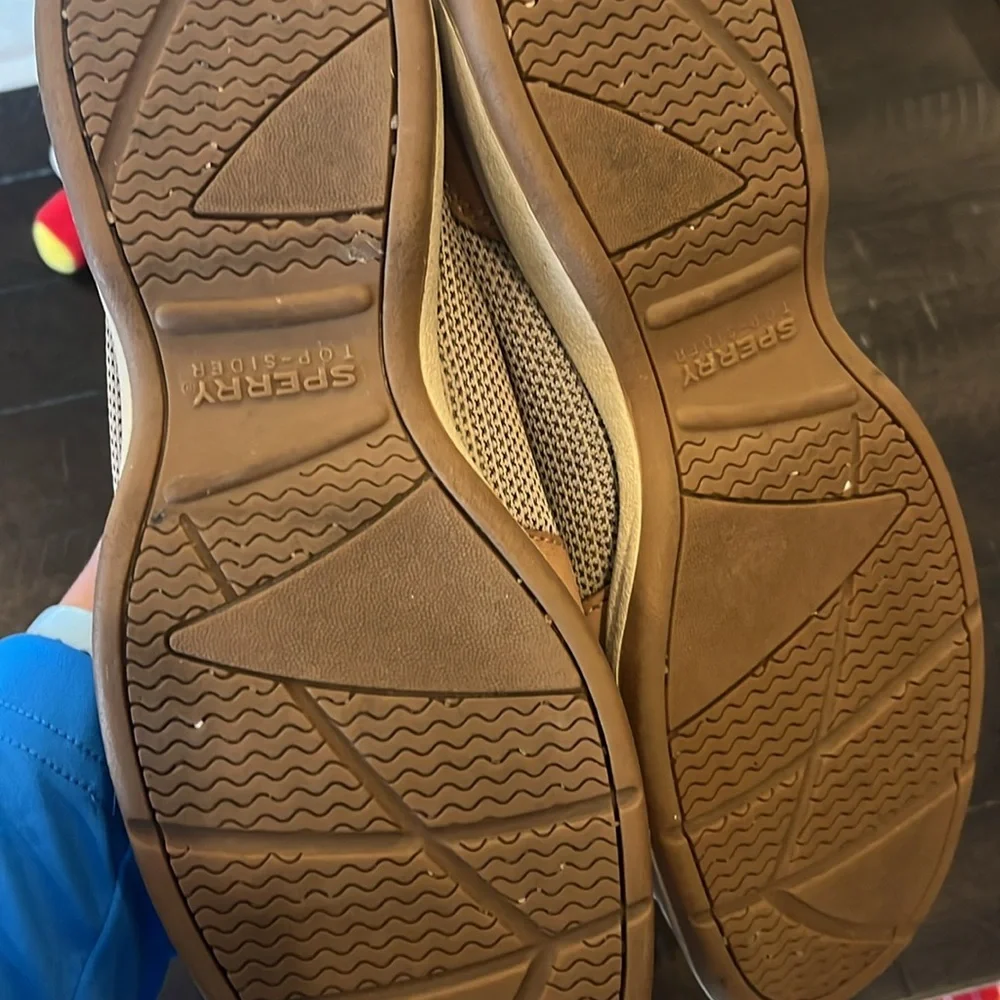 Topsiders - Picture 2 of 3